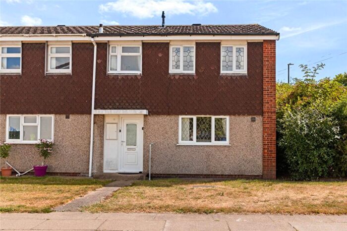 2 Bedroom End Of Terrace House For Sale In Darnholm Court, Grimsby, DN37