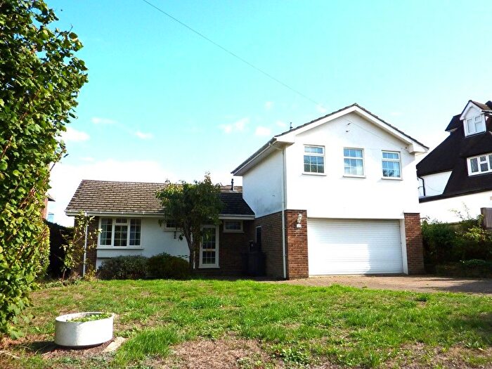 2 Bedroom Detached House To Rent In Hartley Old Road, Purley, CR8