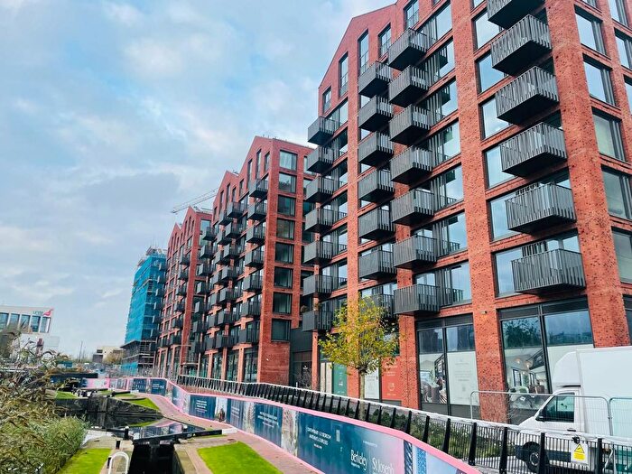 1 Bedroom Flat For Sale In Belmont Row, Birmingham, B4