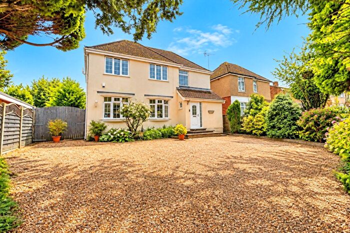 5 Bedroom Detached House For Sale In Romsey Road, Maybush, Southampton, Hampshire, SO16