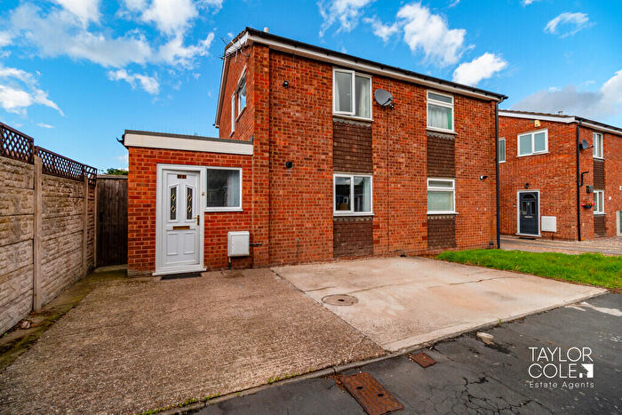 2 Bedroom Semi-Detached House For Sale In Chestnut Close, Kingsbury, B78