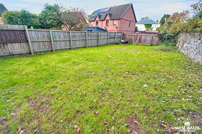 3 Bedroom Semi-Detached House For Sale In Honeyborough Grove, Neyland, Milford Haven, SA73