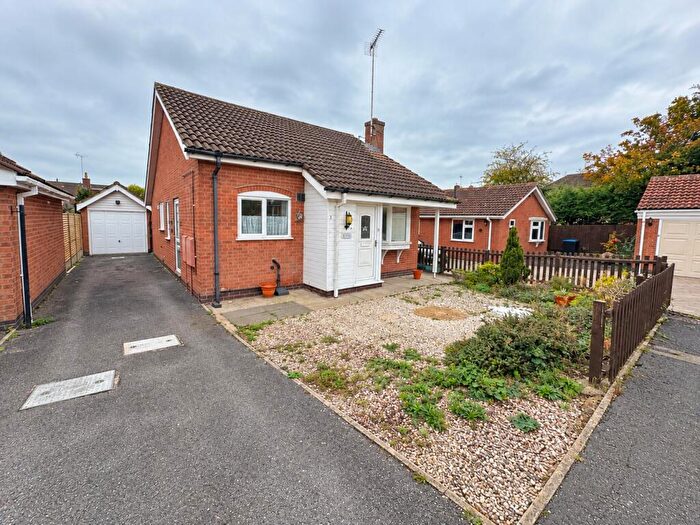 2 Bedroom Detached Bungalow For Sale In Padgate Close, Scraptoft, Leicester, LE7