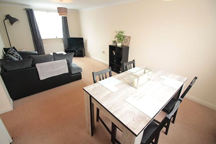 2 Bedroom Flat To Rent In Fosmaen House, Golden Mile View, Newport, NP20
