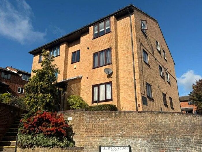 1 Bedroom Flat To Rent In Illustrious Close, Chatham, ME5