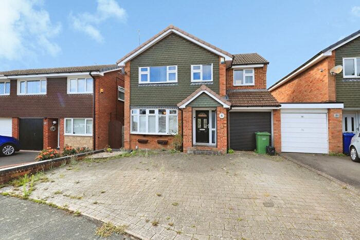 4 Bedroom Detached House For Sale In Ulster Drive, Kingswinford, West Midlands, DY6