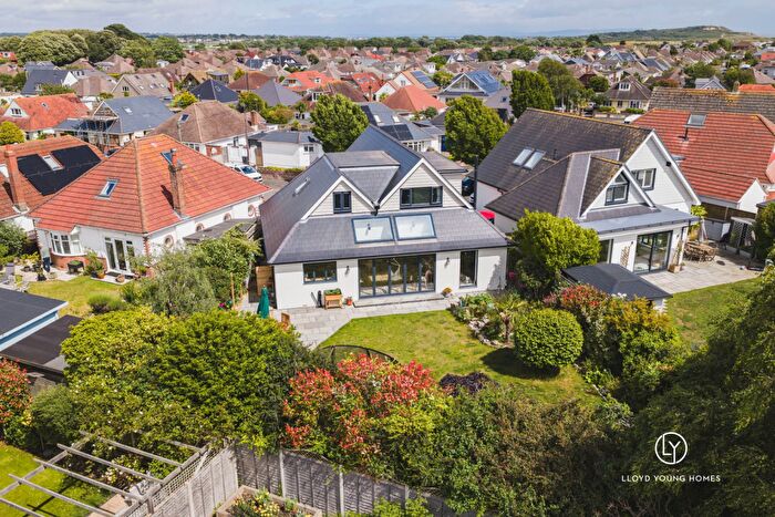 5 Bedroom Detached House For Sale In Glendale Road, Southbourne, BH6