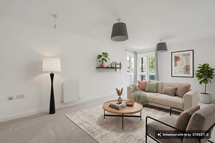 2 Bedroom Apartment For Sale In Revere Way, Queens Court Revere Way, KT19