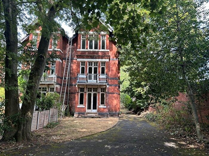 7 Bedroom Semi-Detached House For Sale In Park Dale West, Wolverhampton, WV1