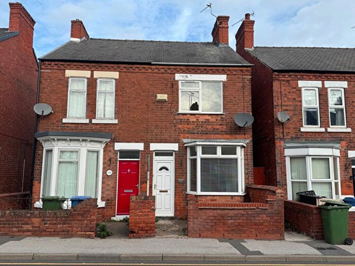 3 Bedroom Semi-Detached House To Rent In Newcastle Avenue, Worksop, S80