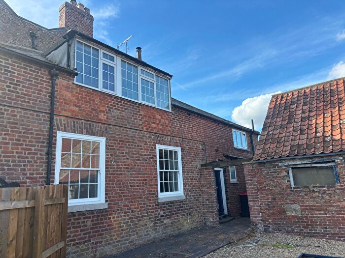 3 Bedroom Cottage To Rent In ., Malton, YO17