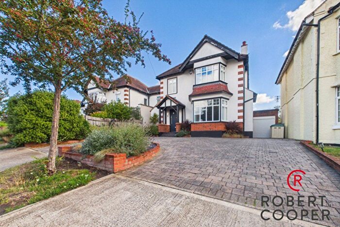 5 Bedroom Link Detached House For Sale In Cheney Street, Pinner, HA5