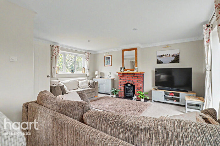 4 Bedroom Detached House For Sale In Marina Drive, Minster, ME12