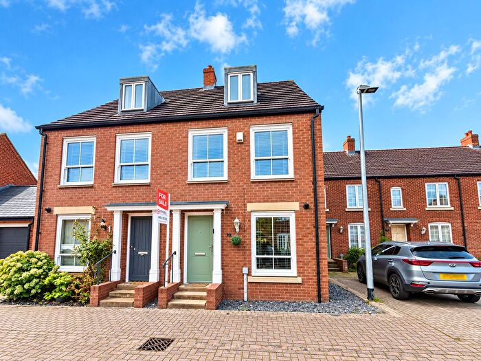 3 Bedroom Semi-Detached House For Sale In Long Row Drive, Lawley Village, TF4