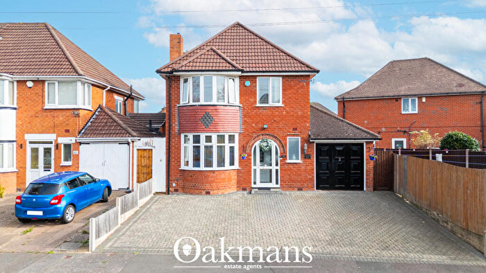 3 Bedroom Detached House For Sale In Senneleys Park Road, Birmingham, B31