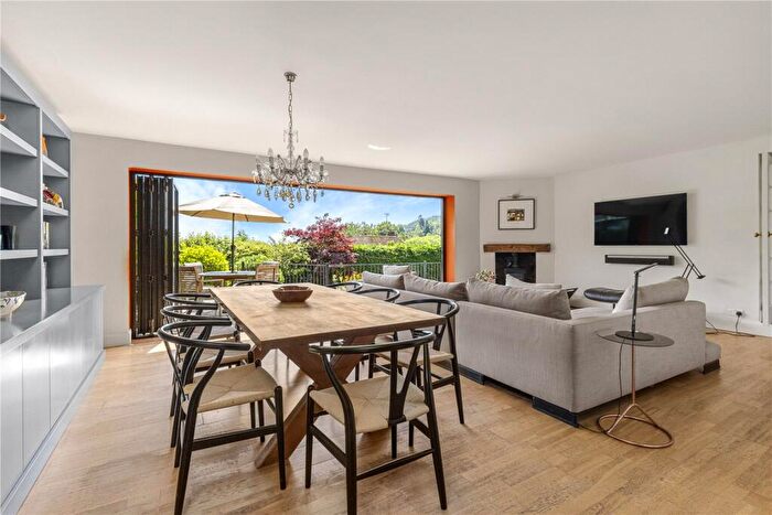 5 Bedroom Detached House For Sale In Coldharbour, Surrey, RH5