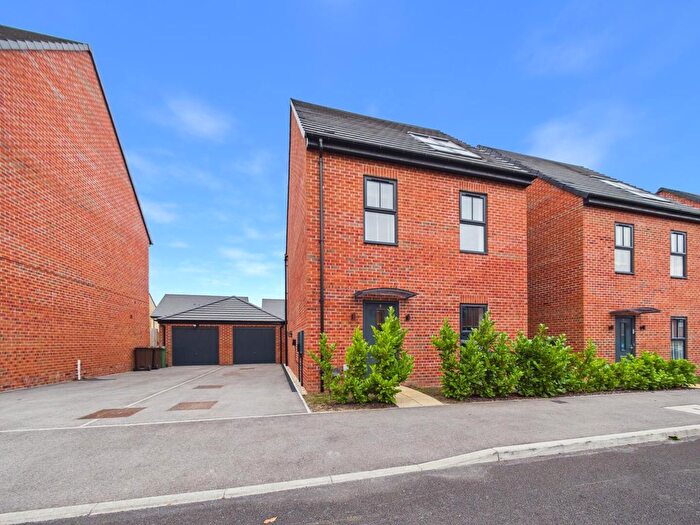 4 Bedroom Detached House For Sale In Sedgefield Road, Castleford, WF10