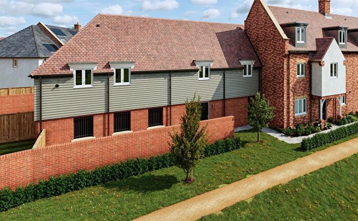 2 Bedroom House For Sale In Daggons Road, Alderholt, Fordingbridge, SP6