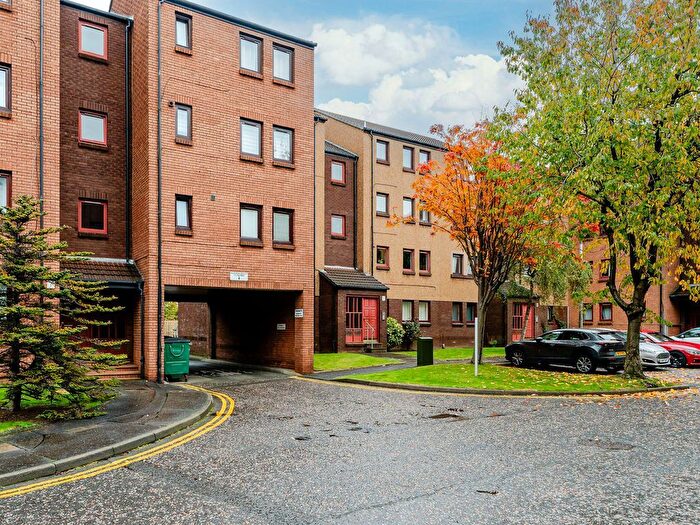 1 Bedroom Flat For Sale In / Coxfield, Gorgie, Edinburgh, EH11