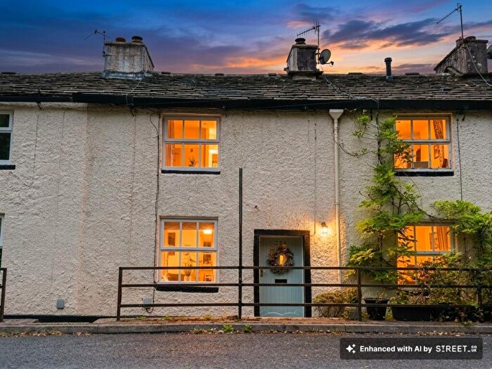 1 Bedroom Cottage For Sale In Holcombe Road, Rossendale, BB4