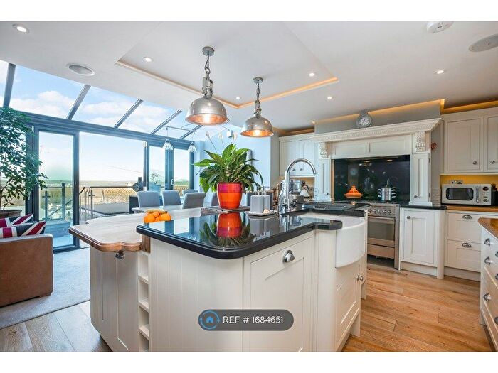 4 Bedroom Terraced House To Rent In Raleigh Terrace, Salcombe, TQ8