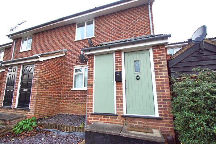 1 Bedroom Apartment To Rent In Millstream Close, Hertford, Hertfordshire, SG14