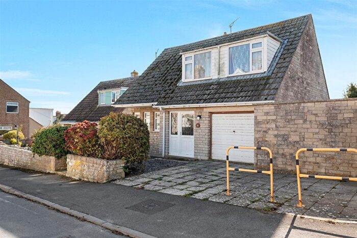 3 Bedroom Detached House For Sale In Grosvenor Road, Portland, DT5