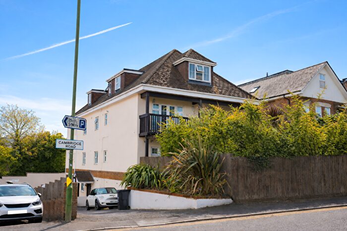2 Bedroom Flat For Sale In Cambridge Road, Bournemouth, BH2