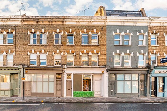 3 Bedroom Flat For Sale In Dawes Road, Fulham, SW6