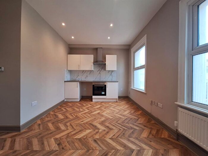 4 Bedroom Property To Rent In Sperling Road, London, N17