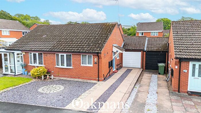 2 Bedroom Semi-Detached Bungalow For Sale In Kingham Close, Redditch, B98