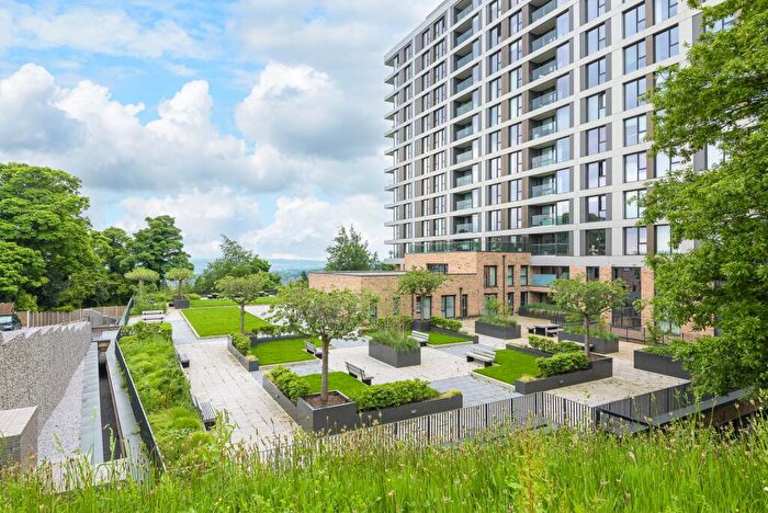 2 Bedroom Apartment To Rent In Fulwood Road, Sheffield, S10
