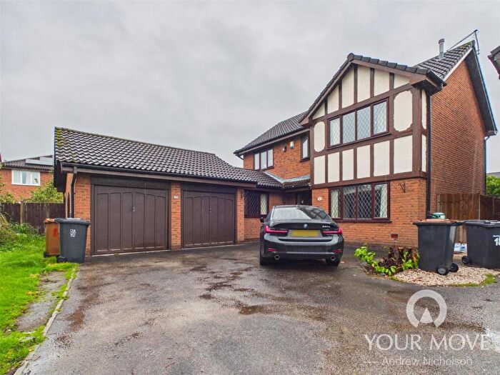 4 Bedroom Detached House For Sale In Thorpe Close, Crewe, Cheshire, CW1