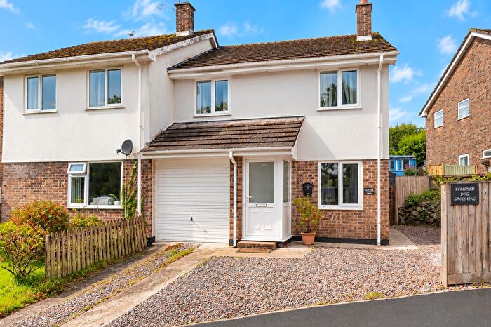 4 Bedroom Semi-Detached House For Sale In Ventonlace, Grampound Road, TR2