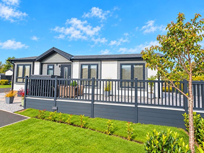 2 Bedroom Park Home For Sale In Walworth Road, Heighington, Darlington, DL2