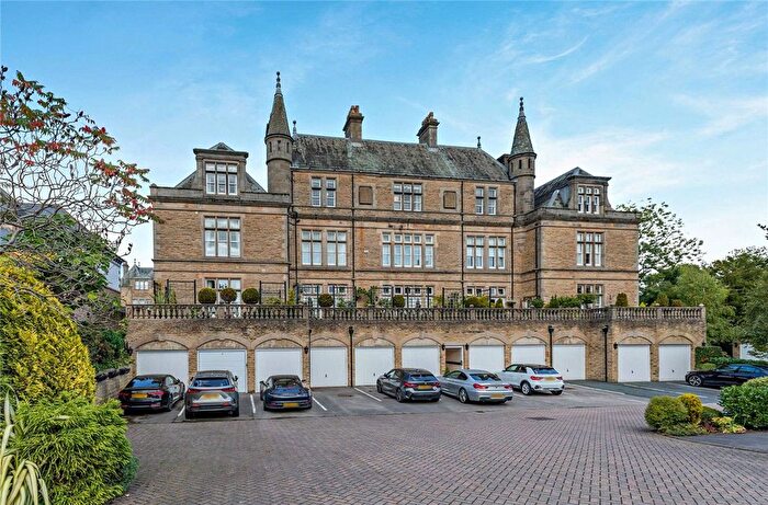 3 Bedroom Flat For Sale In Apartment, Ellis House, Ellis Court, Harrogate, North Yorkshire, HG1