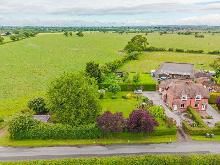 3 Bedroom Semi-Detached House For Sale In Meadowvale, Coole Lane, Baddington, CW5