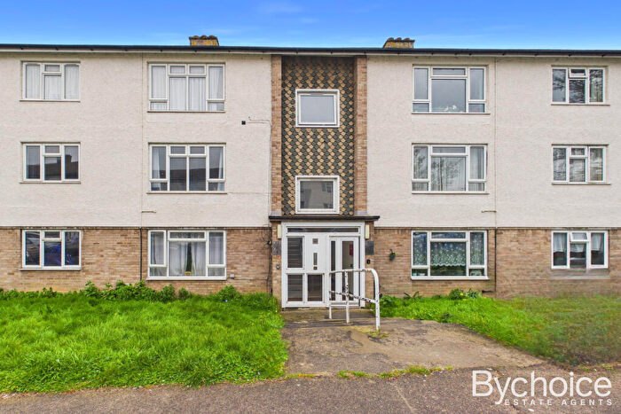 2 Bedroom Flat To Rent In Cavendish Way, Sudbury, CO10