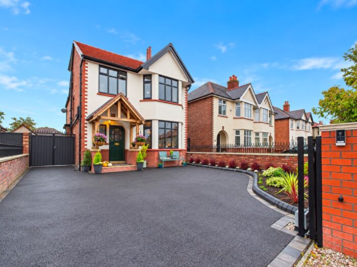 4 Bedroom Detached House For Sale In Churchgate, Southport, PR9