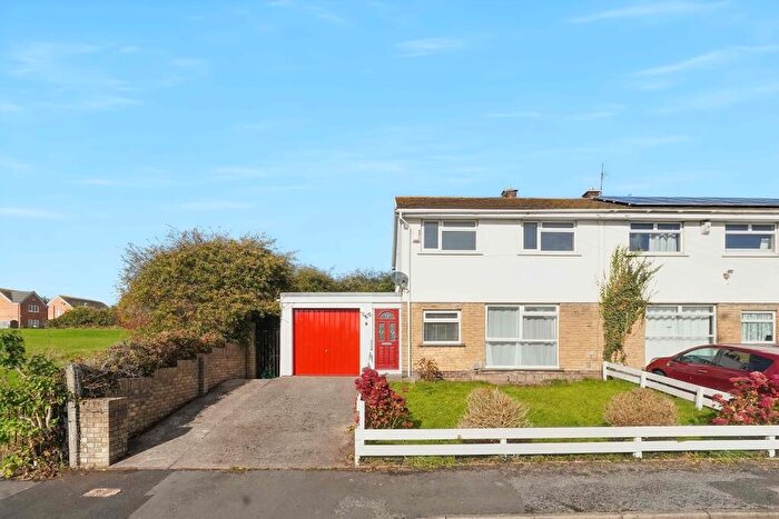 3 Bedroom Semi-Detached House To Rent In Willow Crescent, Barry, Vale Of Glamorgan, CF63