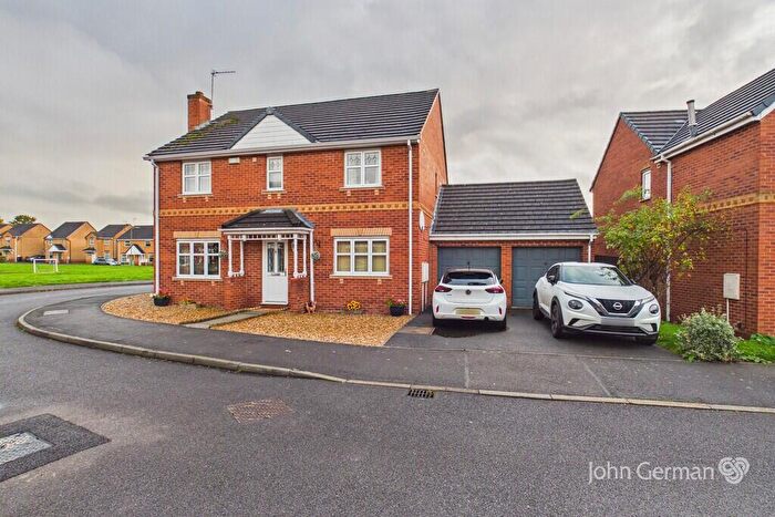 4 Bedroom Detached House For Sale In Lancaster Drive, Hilton, DE65