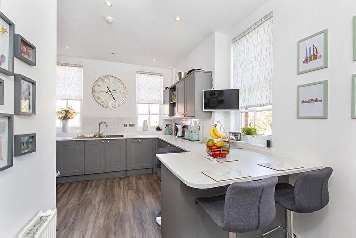 4 Bedroom Flat For Sale In The Montague, Tadcaster Road, York, YO24