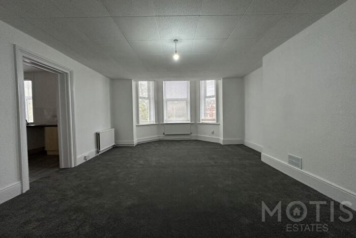2 Bedroom Flat To Rent In Augusta Gardens, Folkestone, CT20