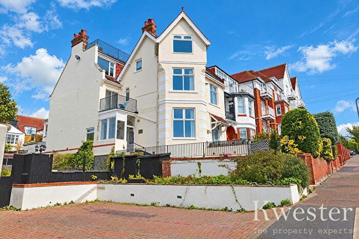 2 Bedroom Maisonette To Rent In Pembury Road, Westcliff-On-Sea, SS0