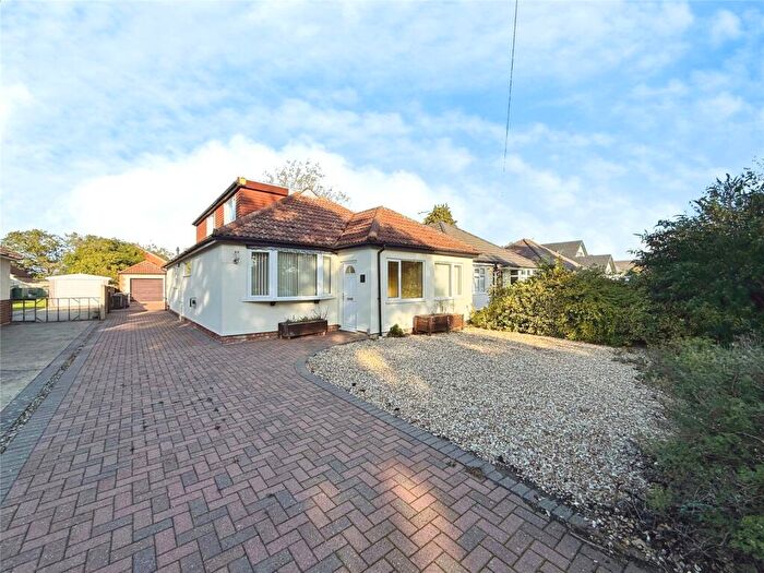 3 Bedroom Bungalow For Sale In Thorpe Lane, South Hykeham, Lincoln, Lincolnshire, LN6