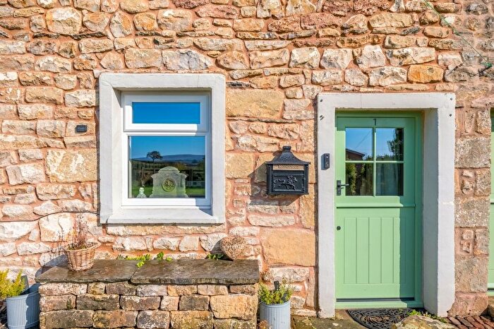 3 Bedroom End Of Terrace House For Sale In Post Office Row, Ingleton, LA6