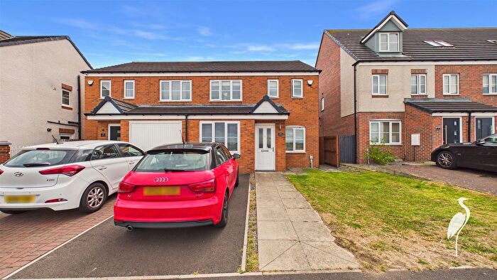 3 Bedroom Semi-Detached House For Sale In Corning Road, Alexandra Park, Sunderland, SR4