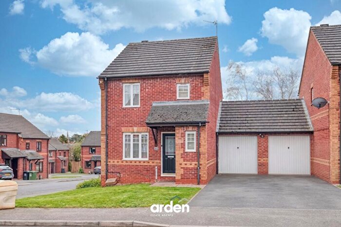 3 Bedroom Detached House For Sale In Boot Piece Lane, Redditch, B97