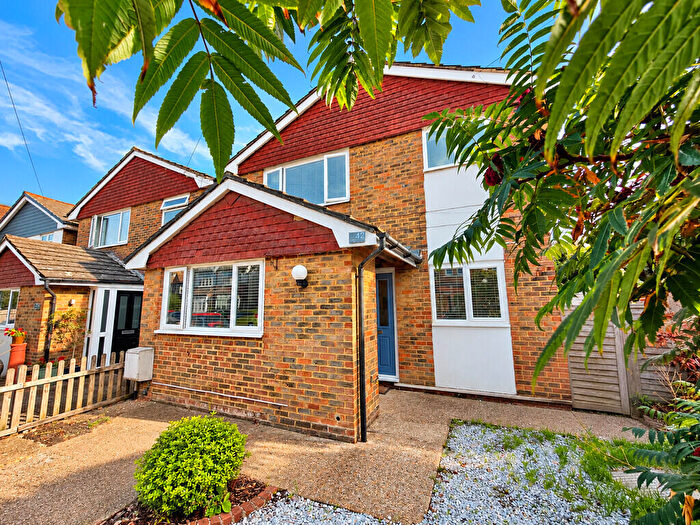 3 Bedroom Detached House For Sale In Victoria Road, Southwick, BN42