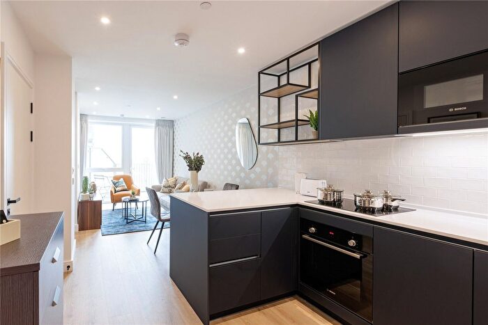 1 Bedroom Flat For Sale In Grand Union, Wembley, HA0